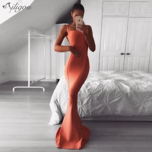 Sexy Backles Maxi Long Bandage Dress in 2 Colors 2021 Celebrity Designer Backless Fashion Dress